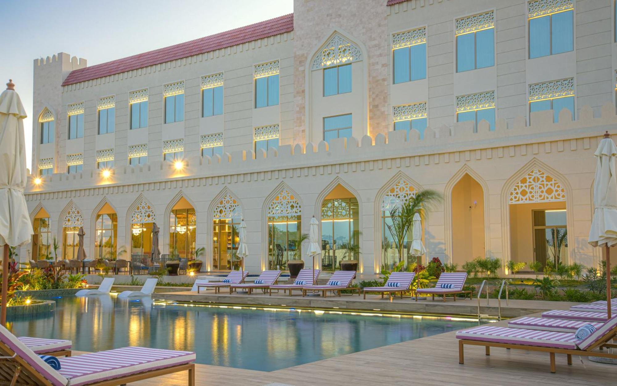 Golden Tulip Zanzibar Airport Hotel&Spa Buitenkant foto