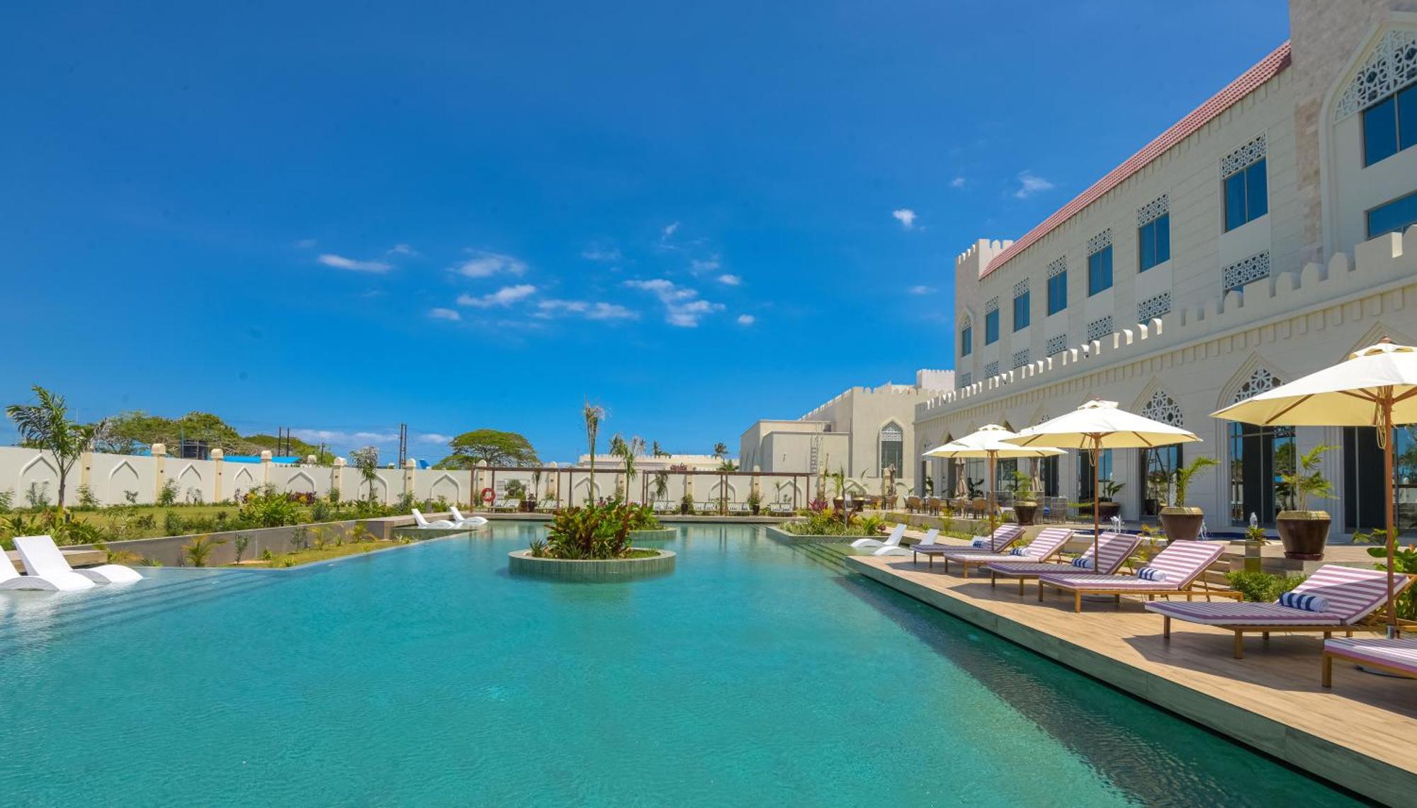 Golden Tulip Zanzibar Airport Hotel&Spa Buitenkant foto